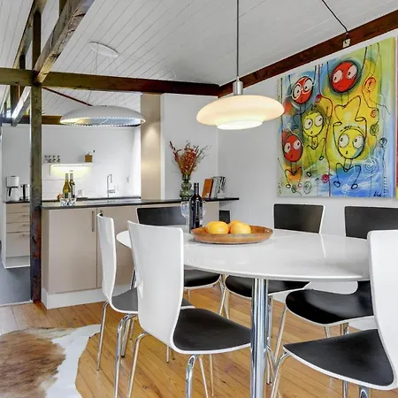 Feriehus Gorgeous In Hyllinge With Kitchen *
